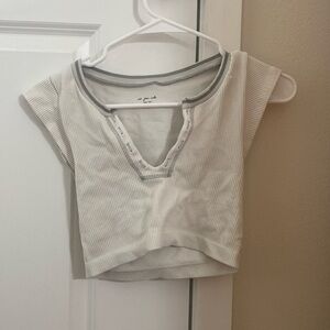 urban outfitters crop top